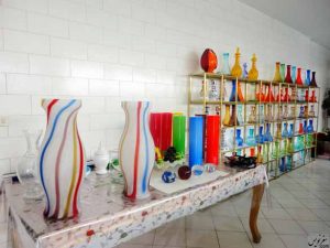 آثار و نمایشگاه کارگاه بلور شیشه